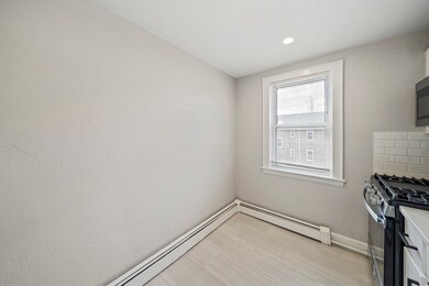 18 Bacon St unit 5, Waltham, MA 02451 - photo 3