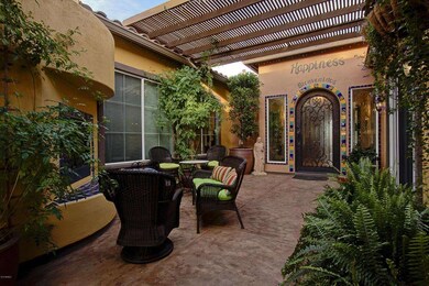 003_Courtyard