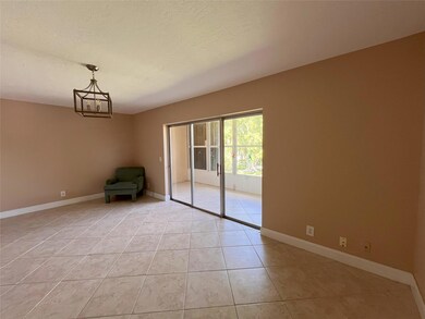 212 Oxford 400 unit 2120, West Palm Beach, FL 33417 - photo 7