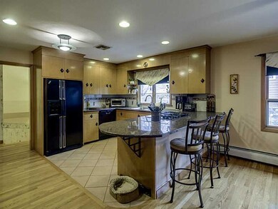 25 Susan Cir, Johnston, RI 02919 - photo 3