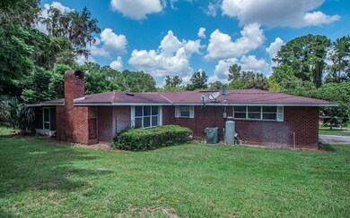 613 NW Palm Dr, Lake City, FL 32055 - photo 2