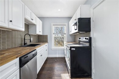 150 Sayles Ave unit 3, Pawtucket, RI 02860 - photo 3