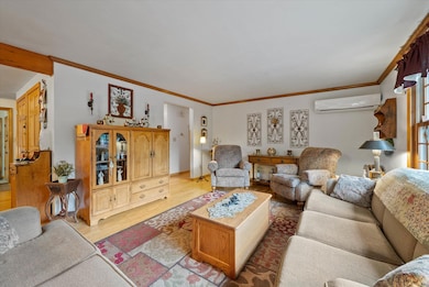 03-Living Room