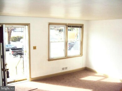 4432 Cedar Garden Rd, Baltimore, MD 21229 - photo 2