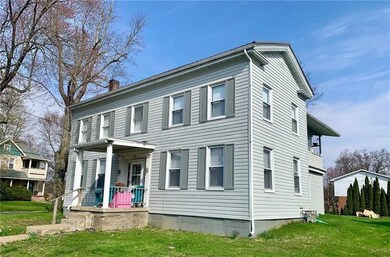 244 W Venango St, Mercer, PA 16137 - photo 2