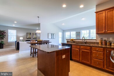 87 Clover Hill Ln, Spring City, PA 19475 - photo 7