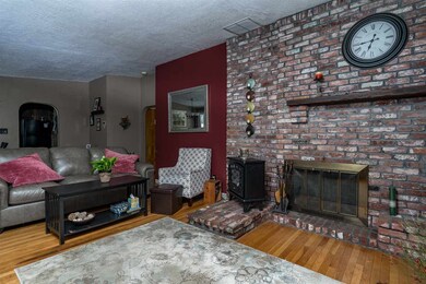 232 Huse Rd, Manchester, NH 03103 - photo 5