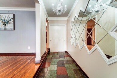 4904 Tamarack Blvd, Columbus, OH 43229 - photo 5