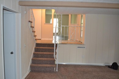 2a_FamilyRoom