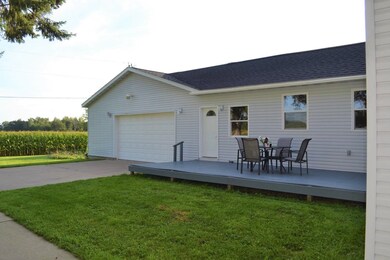 214 W Main St, Hustler, WI 54637 - photo 3