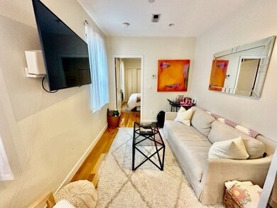 419 Hanover St unit 7, Boston, MA 02113 - photo 6