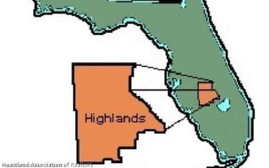 121 S Magnolia Ave, Lake Placid, FL 33852 - photo 4