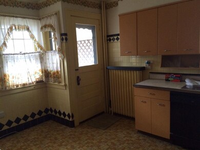 13 Glenwood Rd, Albany, NY 12204 - photo 5