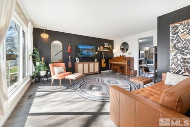 1049 Briarwood Dr unit 3, Sparks, NV 89434 - photo 5