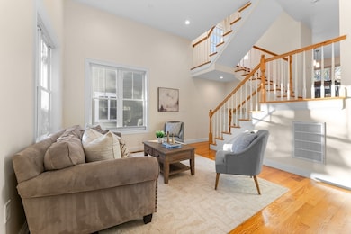 127 Harvey St unit 127, Cambridge, MA 02140 - photo 2