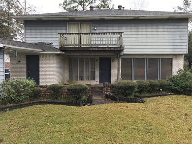 7610 Green Lawn Dr, Houston, TX 77088 - photo 2