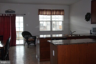 3360 Landmark Ct, Chambersburg, PA 17201 - photo 5