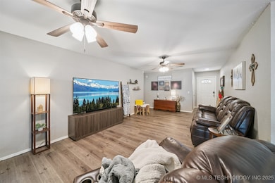 400 E Vicksburg St, Broken Arrow, OK 74011 - photo 5