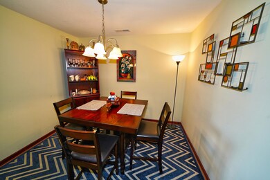 Dining 2