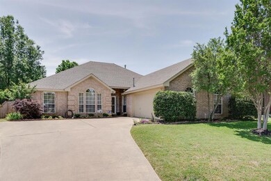 9004 Hialeah Cir S, North Richland Hills, TX 76182 - photo 2