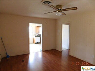 311 Ash St, Copperas Cove, TX 76522 - photo 7