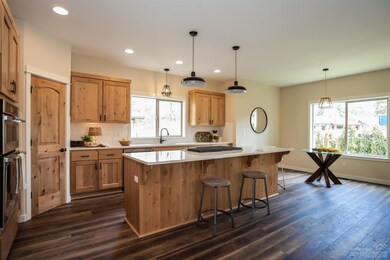 19545 Sager Loop, Bend, OR 97702 - photo 6