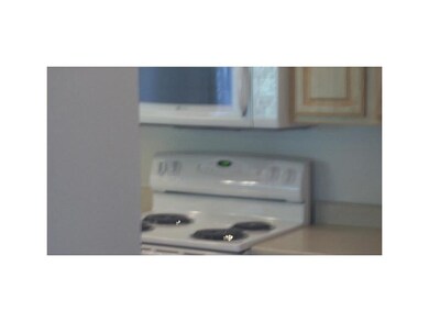 Kitchen. Like new kitchen appliances