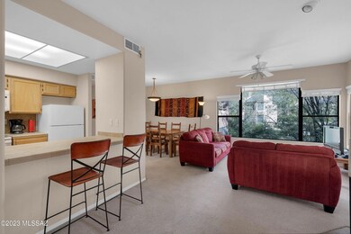 04-Living Area