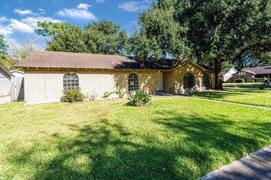4202 Littleberry Rd, Houston, TX 77088 - photo 3