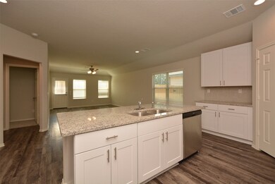 18607 Scarlet Meadow Ln, Tomball, TX 77377 - photo 2