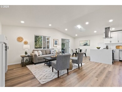 4545 SW Stephenson St, Portland, OR 97219 - photo 3