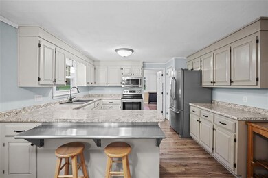 7 Hemlock St, Rochester, NH 03867 - photo 6