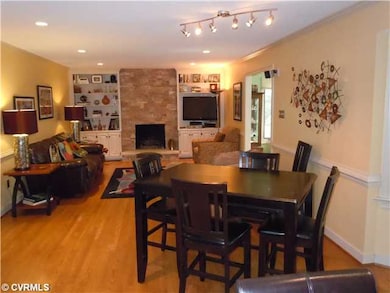 Kitchen - Eat-In Area of Kitchen opens to Den