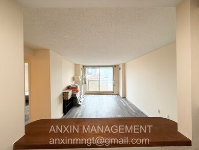 Regatta Riverview Residences unit 1305, Cambridge, MA 02141 - photo 3