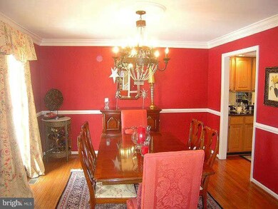 15465 Waters Creek Dr, Centreville, VA 20120 - photo 7