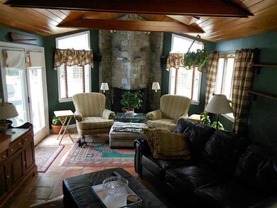 Den/Family/Great Room.