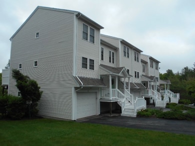 54 Red Brook Ln, West Warwick, RI 02893 - photo 5