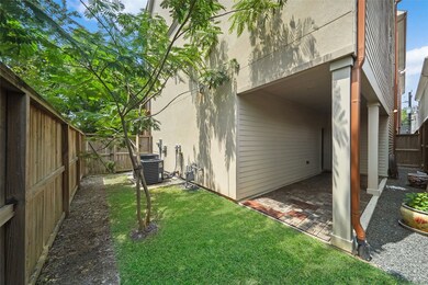 431 E 4th St, Houston, TX 77007 - photo 2