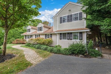 19 Heather Dr, Plymouth, MA 02360 - photo 3