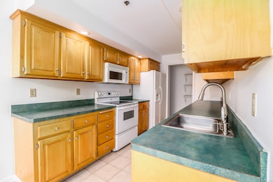 27 Rollingwood Dr, Brookfield, CT 06804 - photo 6