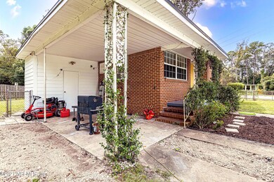 3833 Jammes Rd, Jacksonville, FL 32210 - photo 3