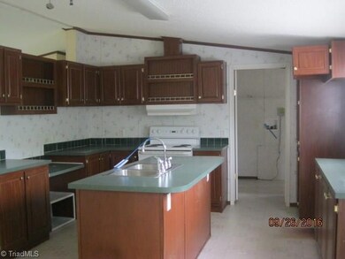 4553 Ridgeback Rd, Asheboro, NC 27205 - photo 6