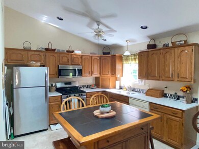 1 Thorndale Dr, Myerstown, PA 17067 - photo 6