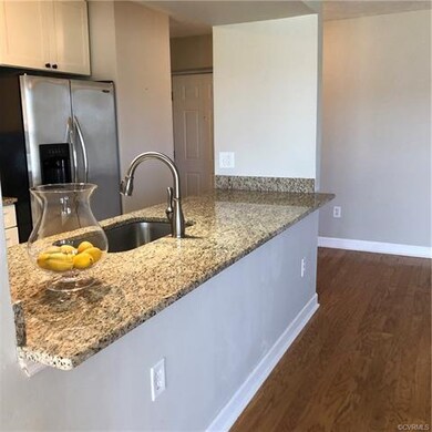 Completely Rennovated kitchen with new Granite Pen