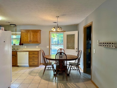 305 N Flint Ave, Bolivar, MO 65613 - photo 4