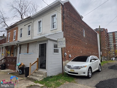 51 Boudinot St, Trenton, NJ 08618 - photo 2