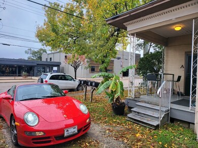 2308 Dunlavy St unit B, Houston, TX 77006 - photo 4