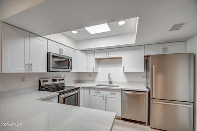 KITCHEN 4