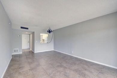 1638 Embassy Dr unit 208, West Palm Beach, FL 33401 - photo 7