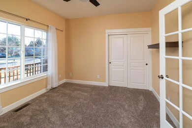 61207 Fairfield Dr, Bend, OR 97702 - photo 4